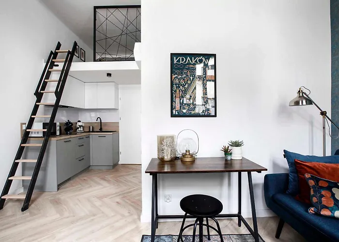 Charming Studio With Kitchen - Old Town, Main Station