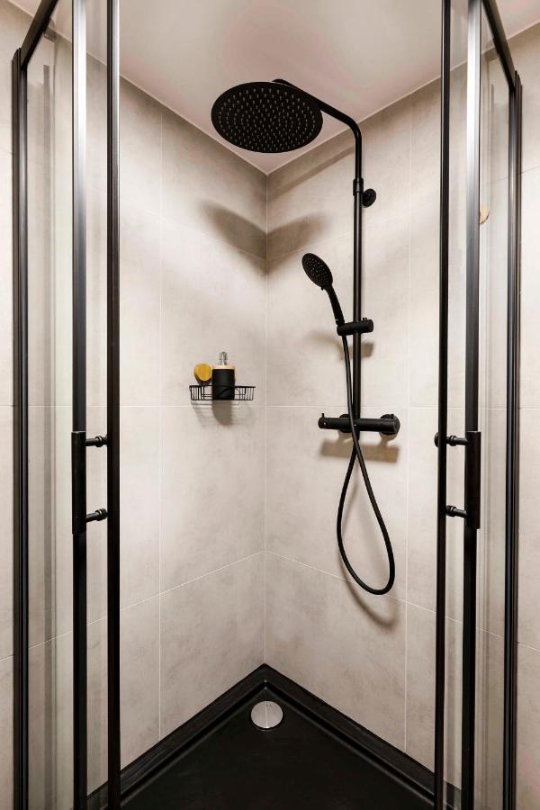 Charming With Kitchen - Old Town, Main Station Apartment Krakow