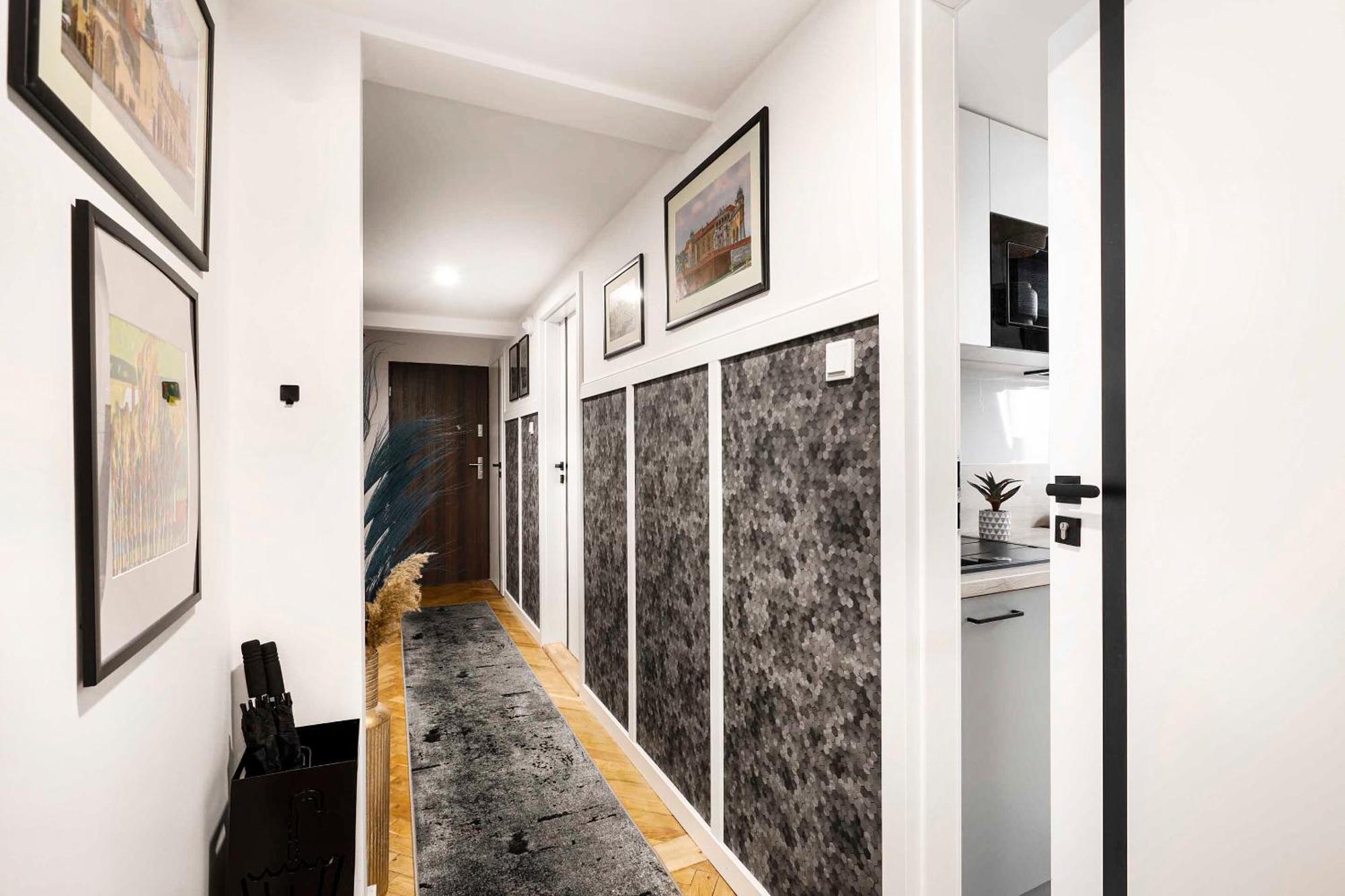Charming With Kitchen - Old Town, Main Station *
